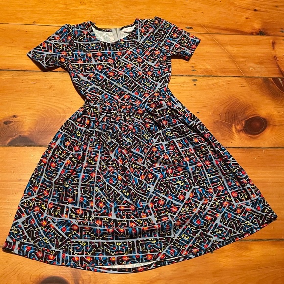 LuLaRoe Dresses & Skirts - LuLaRoe Geometric Print Midi Dress - Black, Red, Blue